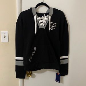 Women's LA Kings Fanatics Exclusive
Lace-Up Pullover Hoodie size medium